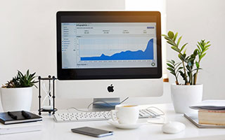 爱游戏登录入口-LOL赛事对电竞产业的影响：如何推动电竞发展，lol电竞的成功