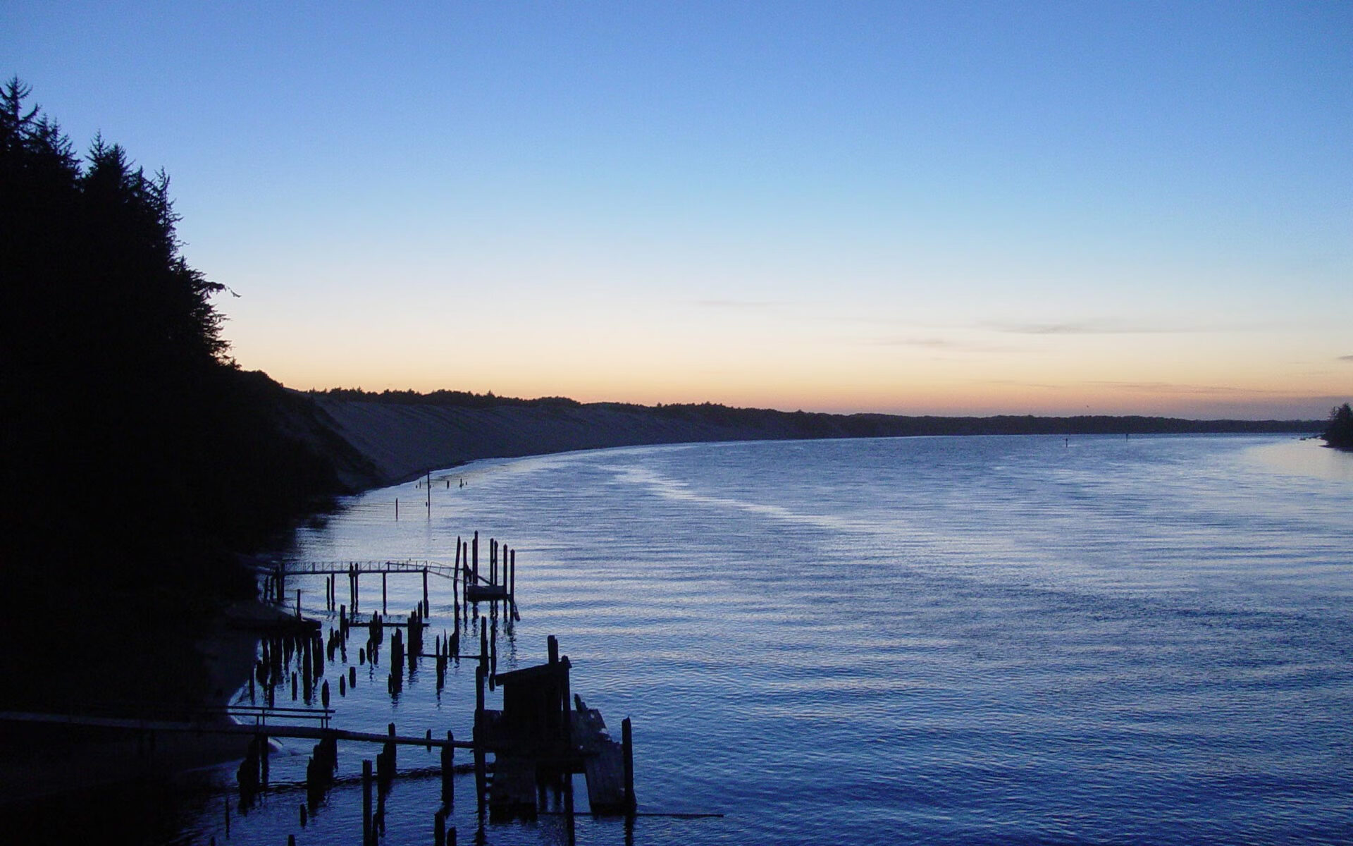 全国青少年皮划艇竞速赛在杭州顺利举行，青少年皮划艇夏令营活动