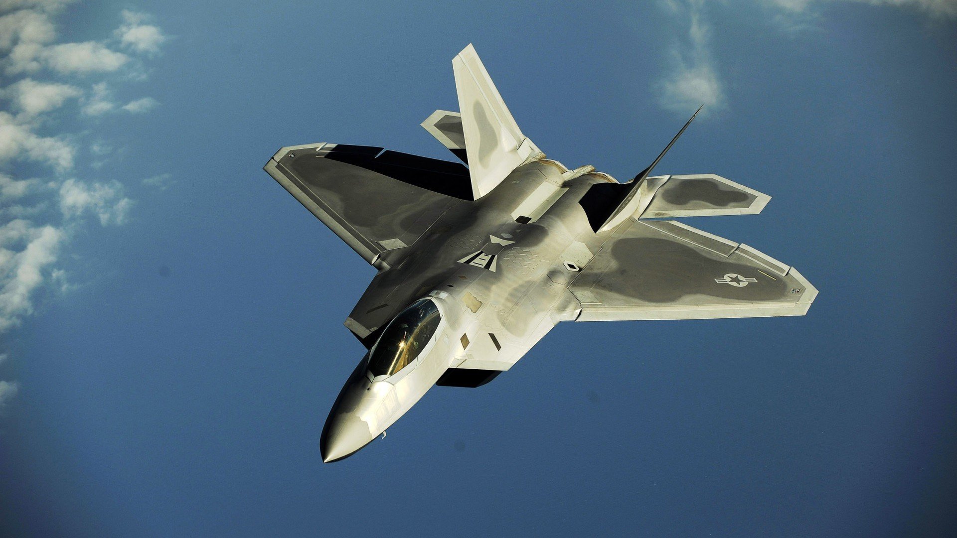 亚洲杯国足迎战 球迷热议球员表现,亚洲杯国足迎战 球迷热议球员表现如何